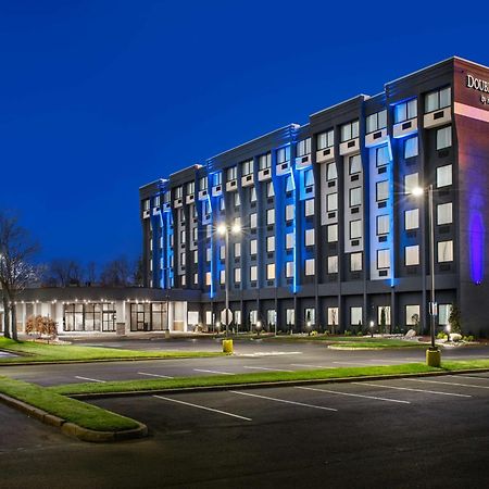 Doubletree By Hilton Monroe Township Cranbury Hotel Rossmoor Bagian luar foto